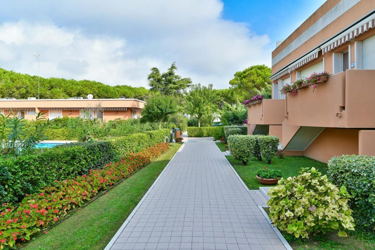 Residence Garuda Cavallino-Treporti Bagian luar foto