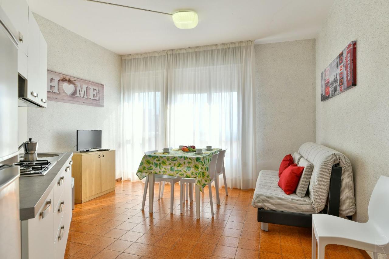 Residence Garuda Cavallino-Treporti Bagian luar foto