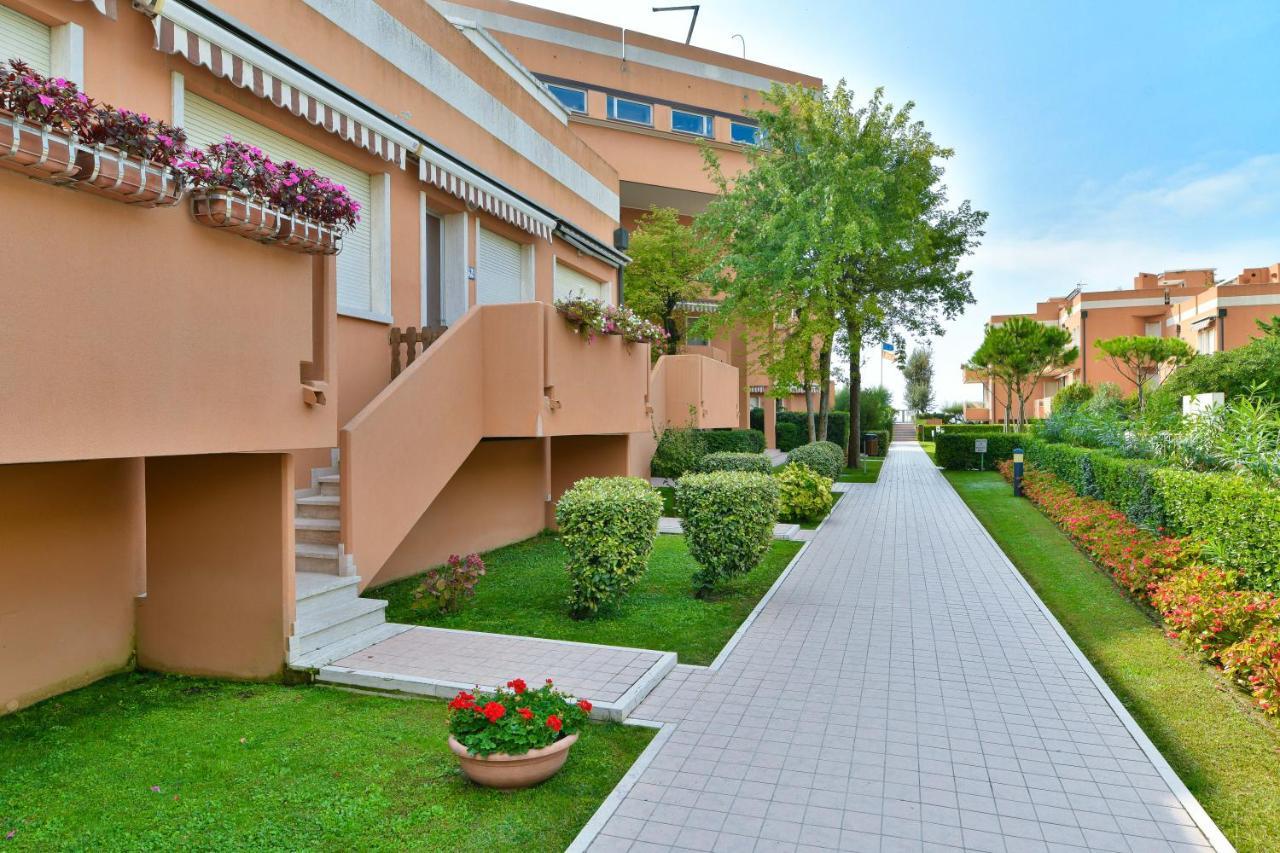 Residence Garuda Cavallino-Treporti Bagian luar foto